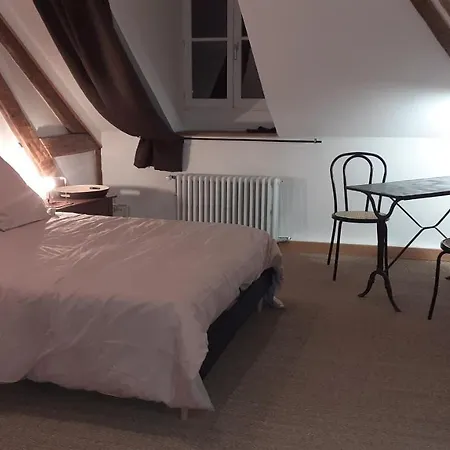 Bed & Breakfast Jules Verne *